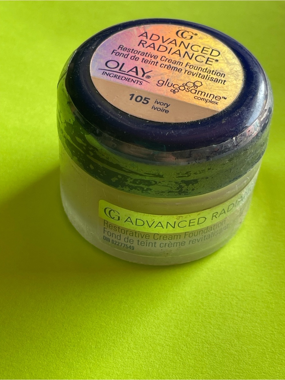 Covergirl Advanced Radiance Restorative Cream Foundation Olay 105 Ivory